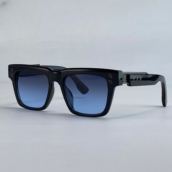 The Jax — Oversized Square Sunglasses