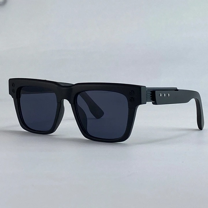 The Jax — Oversized Square Sunglasses